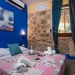 Bed & Breakfast Attiki 3*