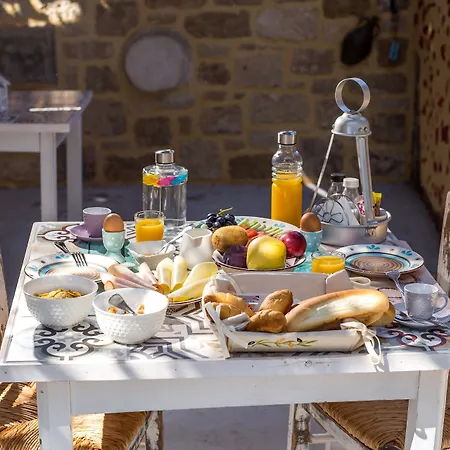 Attiki Bed & Breakfast