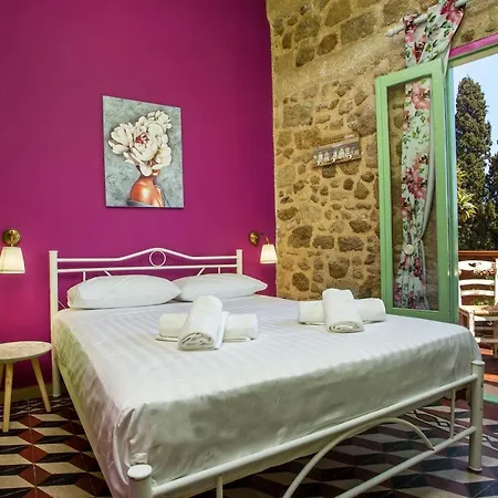 Attiki Bed & Breakfast