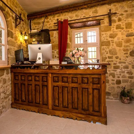 Bed & Breakfast Attiki 3*