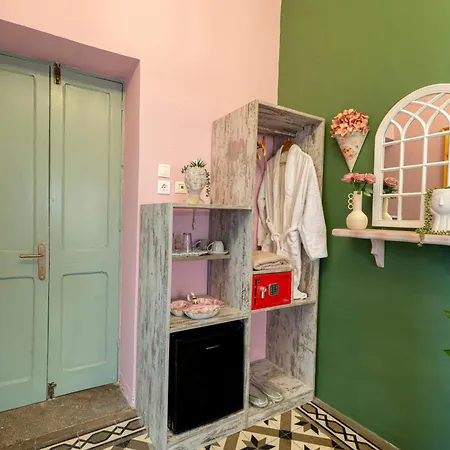 Bed & Breakfast Attiki 3*