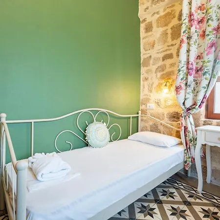 Bed & Breakfast Attiki