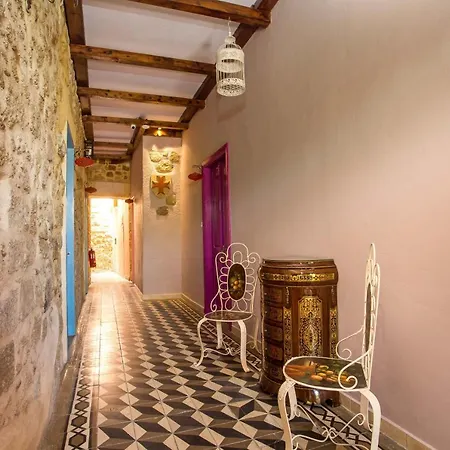 B&B Attiki Rhodes City