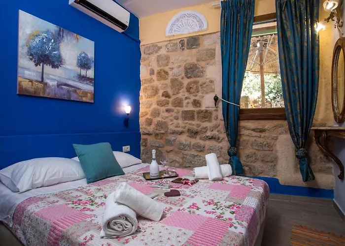 Bed and Breakfast Attiki 3*